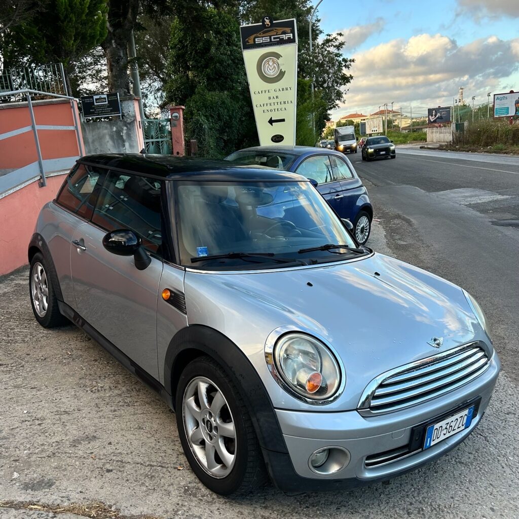 Mini Cooper 1.600cc